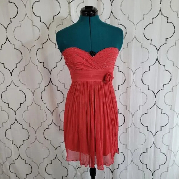 BCBGMaxAzria Silk Crepe Chiffon Dress with Floral‎ Accent - Size 2 - Picture 2 of 9